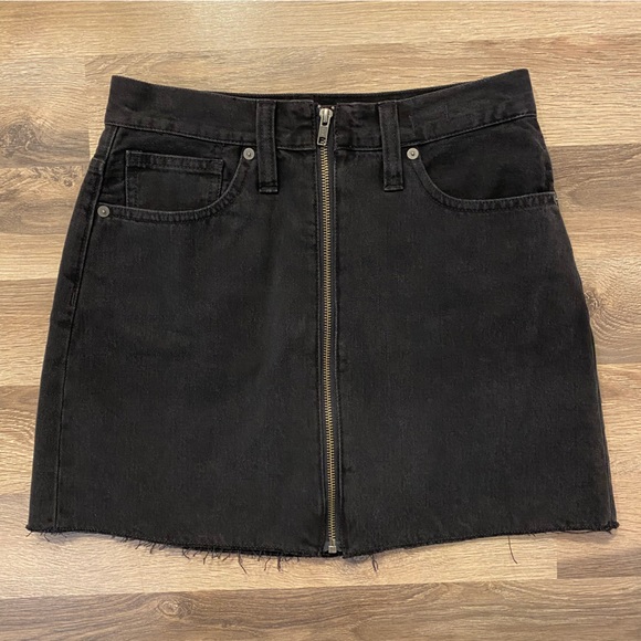 Madewell Black Rigid Denim A Line Skirt - Picture 1 of 6